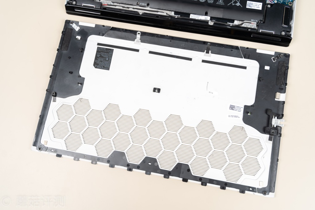 2020款外星人m17r2测评,外星人2020版m17和m15区别