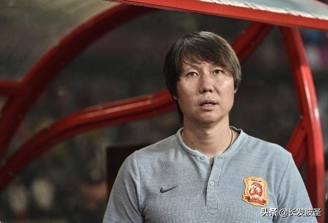 全能中国足协！李铁在国足没有自主权，其国家队前景堪忧