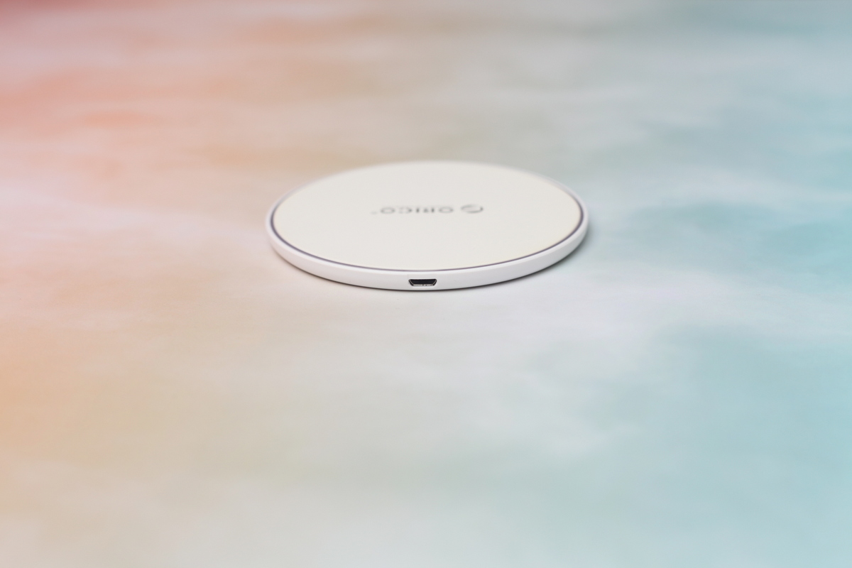 支持安卓无线充电器三合一,适用于无线充电的手机