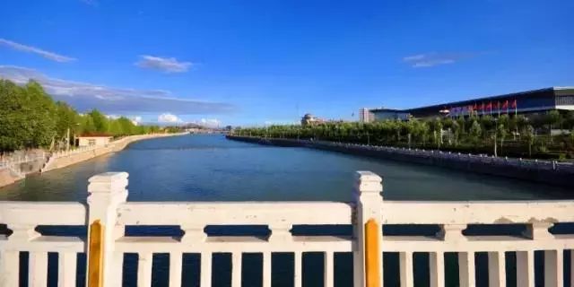 这条最“咸”最彩的公路，治好了我*藏西**的病，解掉了我*疆新**的毒