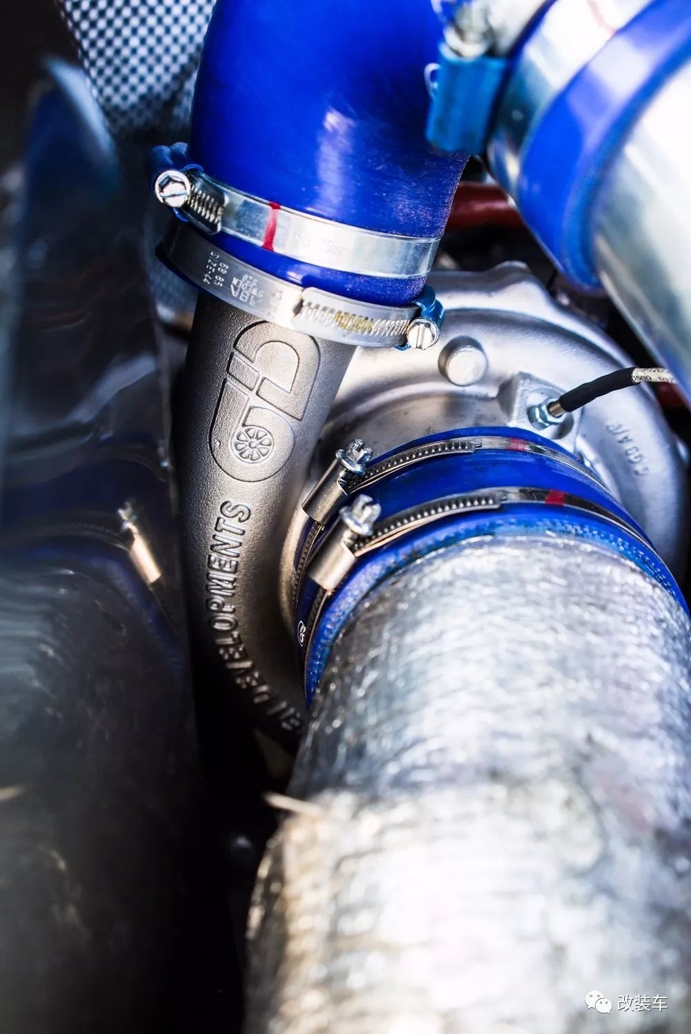 拳打法拉利脚踢迈凯伦evo,拳打法拉利脚踢迈凯伦的跑车