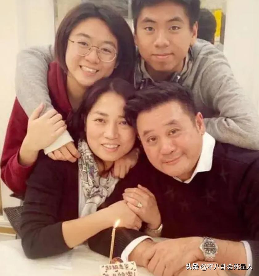 香港明星在三线城市捞金,在香港不工作也能赚钱