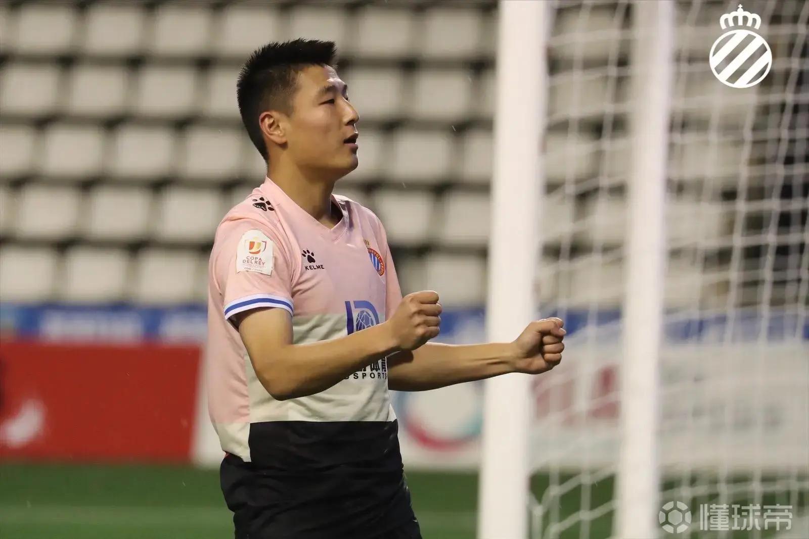 国足队员的工资是谁给的,国足球员一年工资是多少