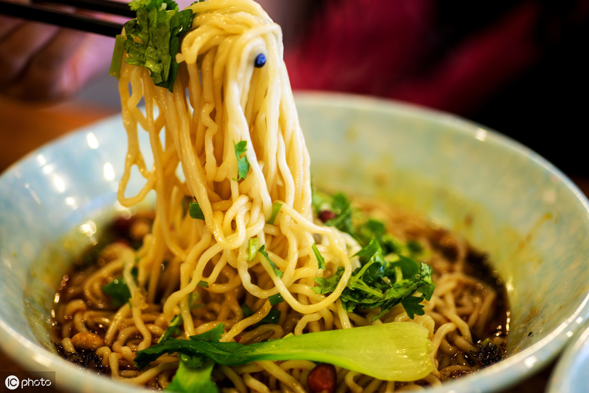 成都正宗重庆小面推荐第一名早餐,西安早餐重庆小面