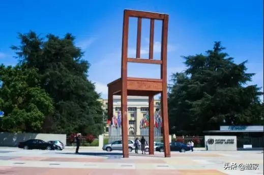 瑞士人竟然这么爱喝，拥有是世界遗产的葡萄园，作业还在靠手工