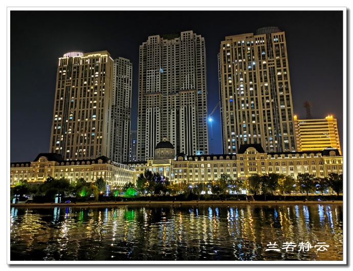 夜幕下的天津海河,美爆了