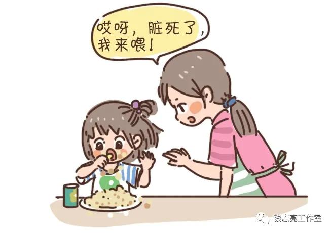 有远见的父母不怕孩子脏,父母不嫌弃自己的孩子脏