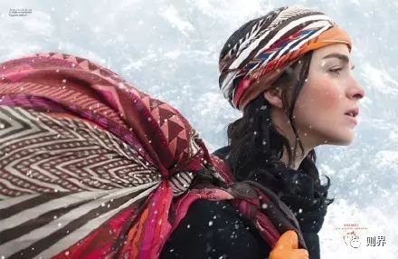 爱马仕丝巾为啥这么贵？7万多种颜色耗时两年看完就觉得值了