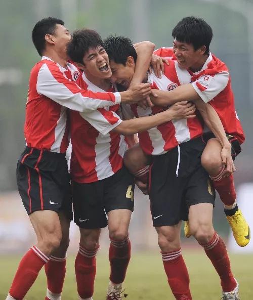 成足89黄金一代今何在?