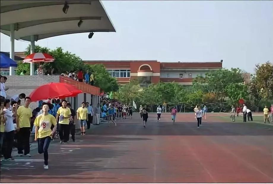 这所学校低调有实力,这所大学堪称低调王者