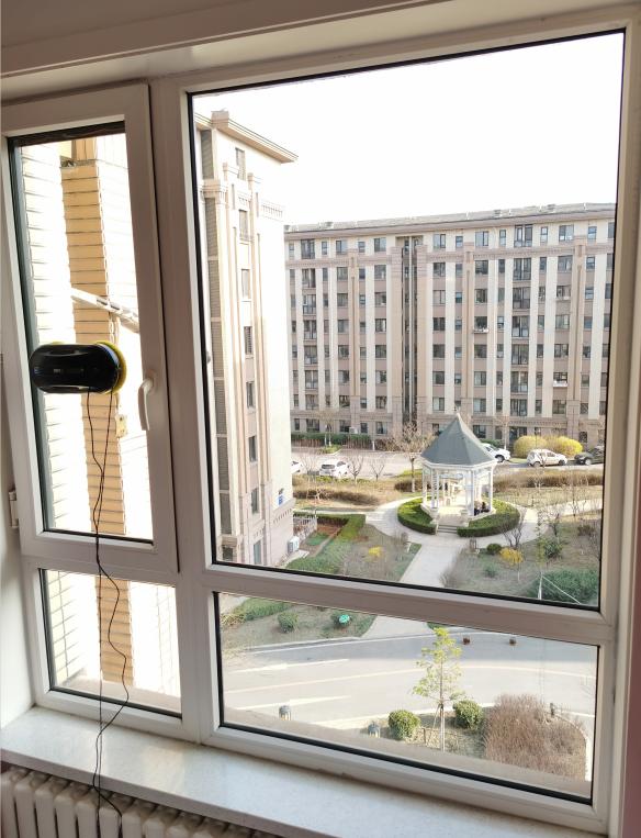 最好用的擦玻璃机器人,擦玻璃机器人又快又干净