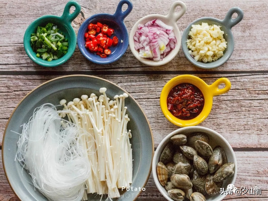锡纸盒花甲粉的酱料制作,锡纸花甲粉搭配什么好做
