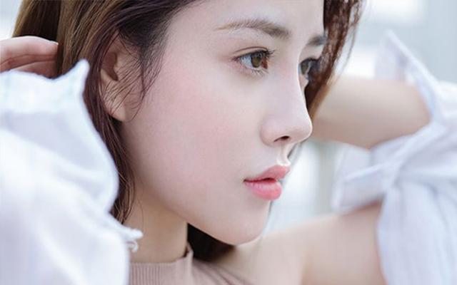 怎样才能让自己的皮肤变白又光滑,怎样让皮肤变白细腻有光泽