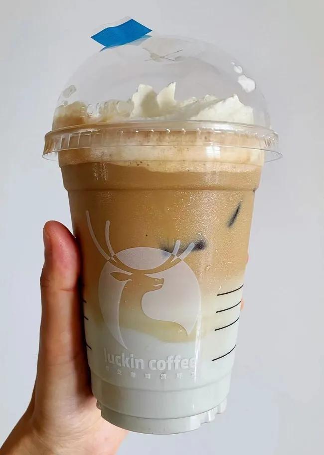 瑞幸星巴克饮品复刻,瑞幸比星巴克便宜的好喝吗