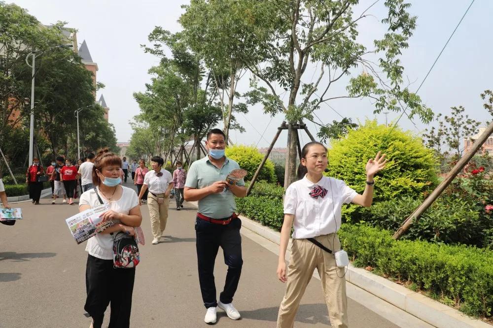 这所学校怎么样用英语怎么说,这所学校怎么样英文