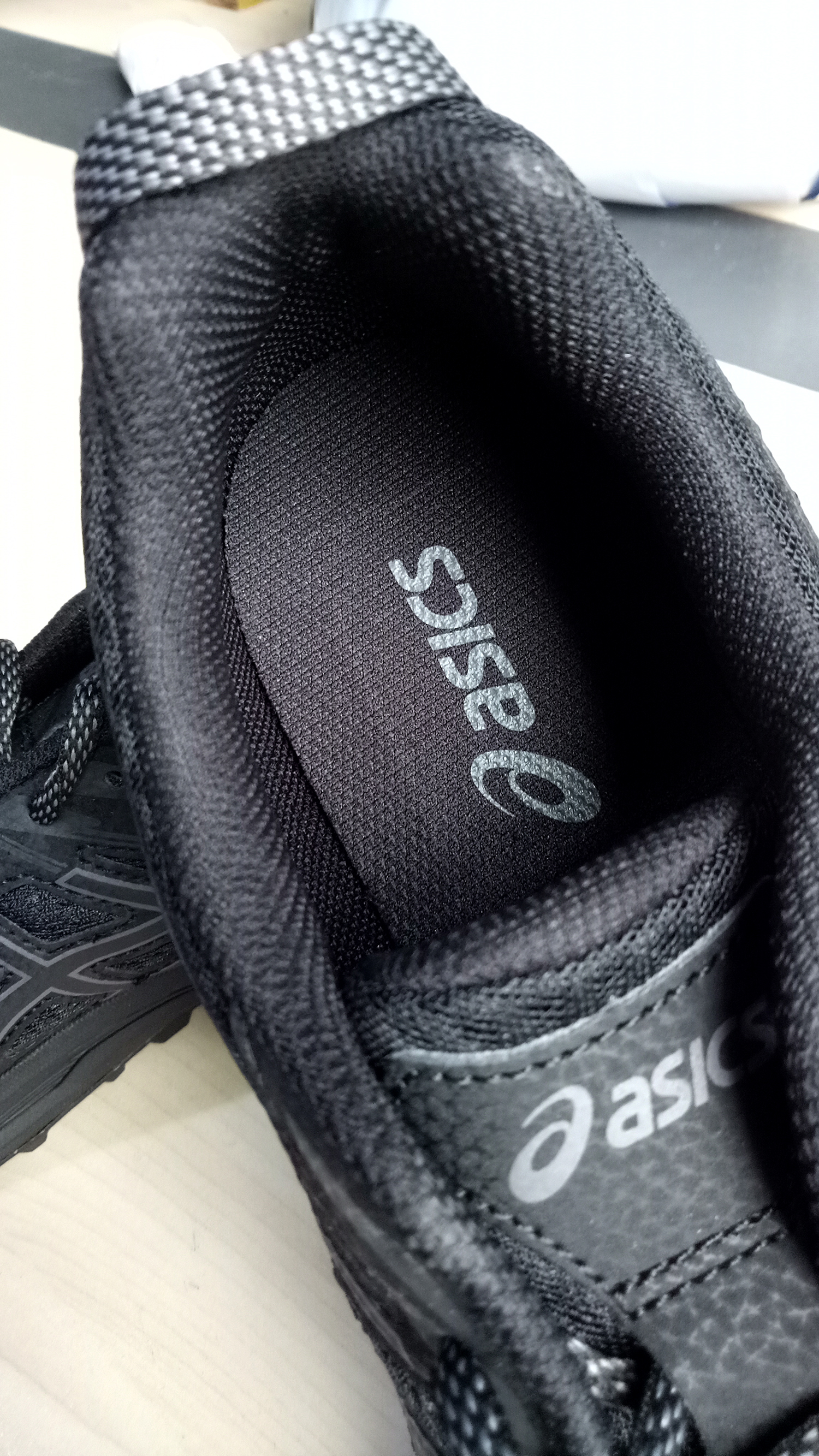 亚瑟士跑步鞋怎么样,亚瑟士哪个系列的跑步鞋比较好