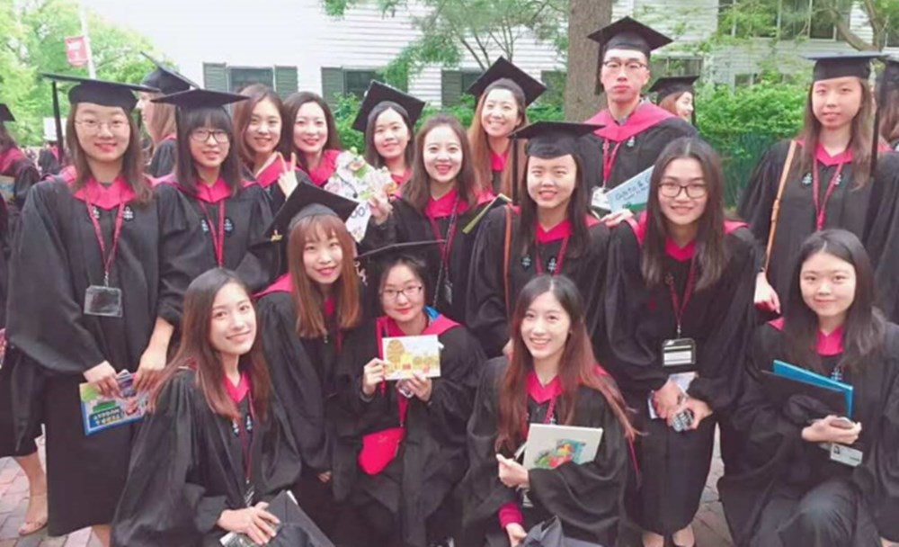 小时候很丑长大后很美二次元少女,最美的二次元少女