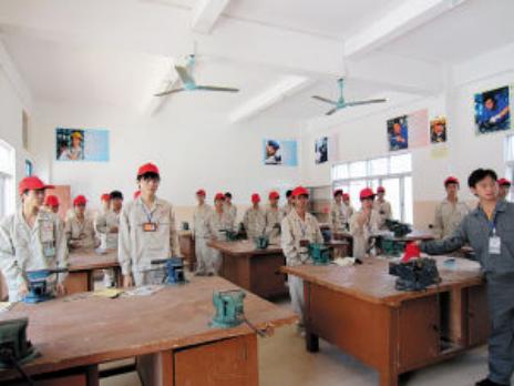 高等专科院校和职业技术学校区别,职业技校和高等专科有什么区别