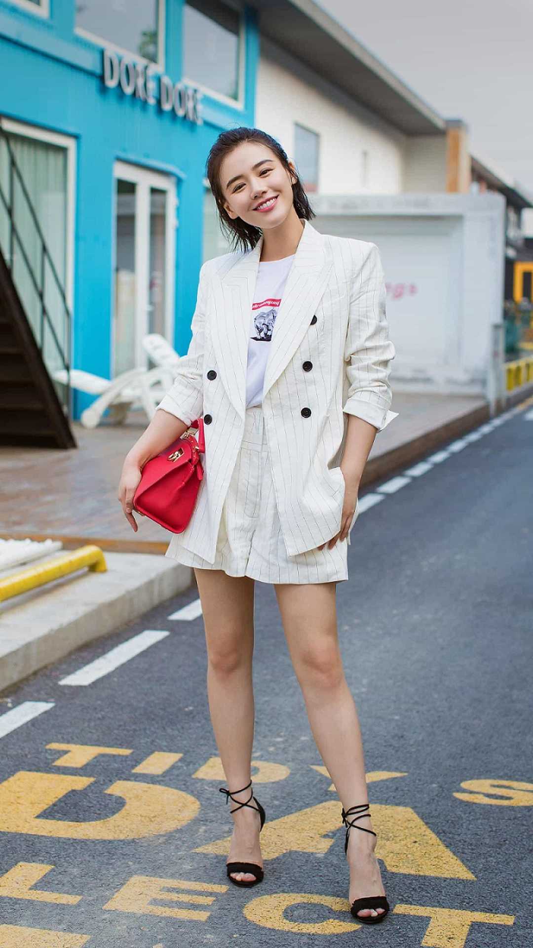 lv钥匙扣上新通知,lv钥匙怎么扣上去