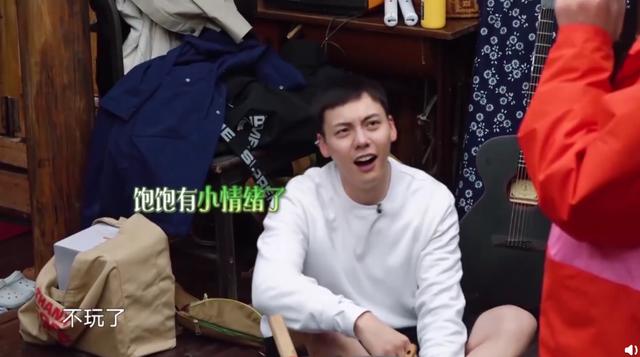 陈伟霆温柔可爱,陈伟霆阳光帅气有礼貌