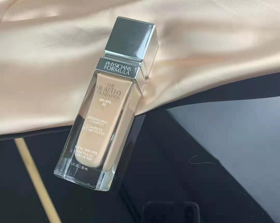 兰蔻粉底液小气泡遮瑕持久,兰蔻和ysl粉底液哪个适合干皮遮瑕