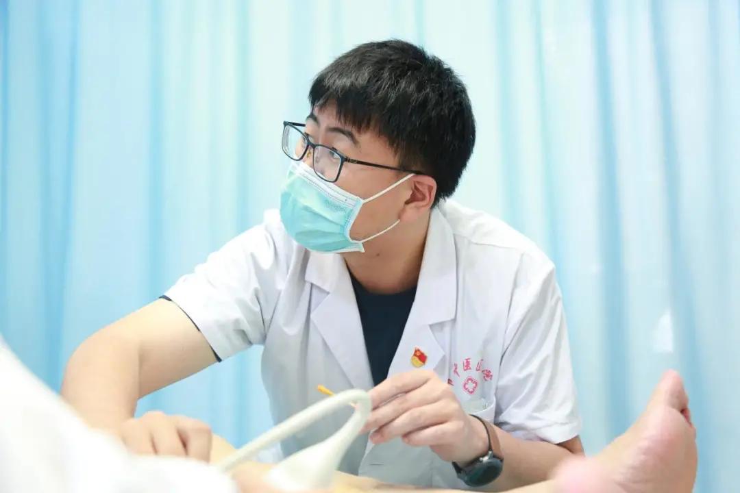 祖传秘方治颈肩腰疼,现代名中医治疗颈肩腰腿痛绝技