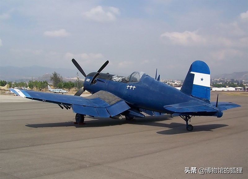 最后的活塞机空战：1969年，“海盗”在中美洲大败“野马”