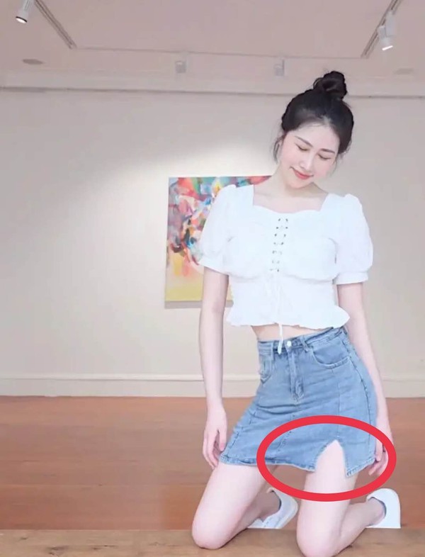 包臀裙能不能穿,包臀裙可以配粗跟鞋吗