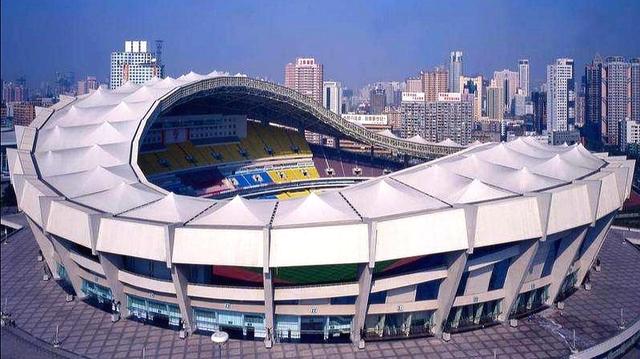 十大最惊艳的球场,中国最美的篮球场在哪里呢