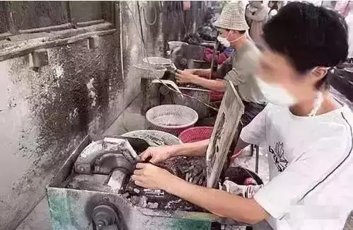 原来这些石头都是烤箱里做出来的