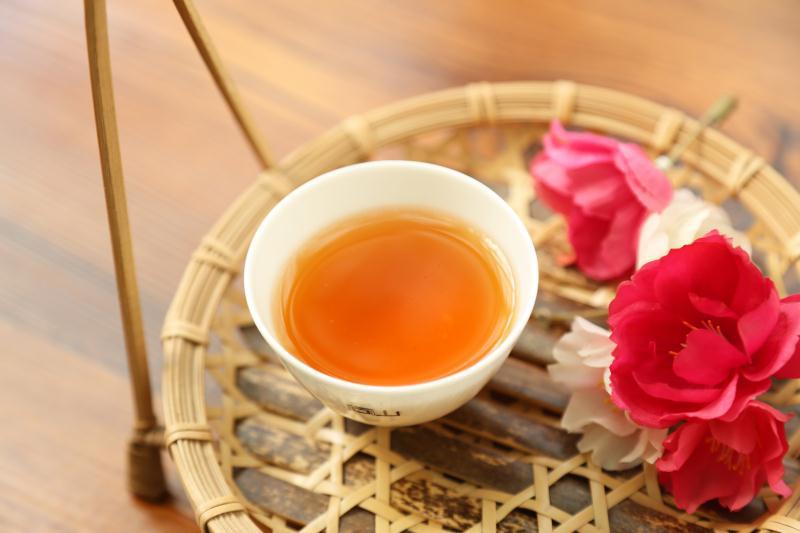 古树红茶与野生古树红茶的区别,古树红茶和老树红茶有什么区别