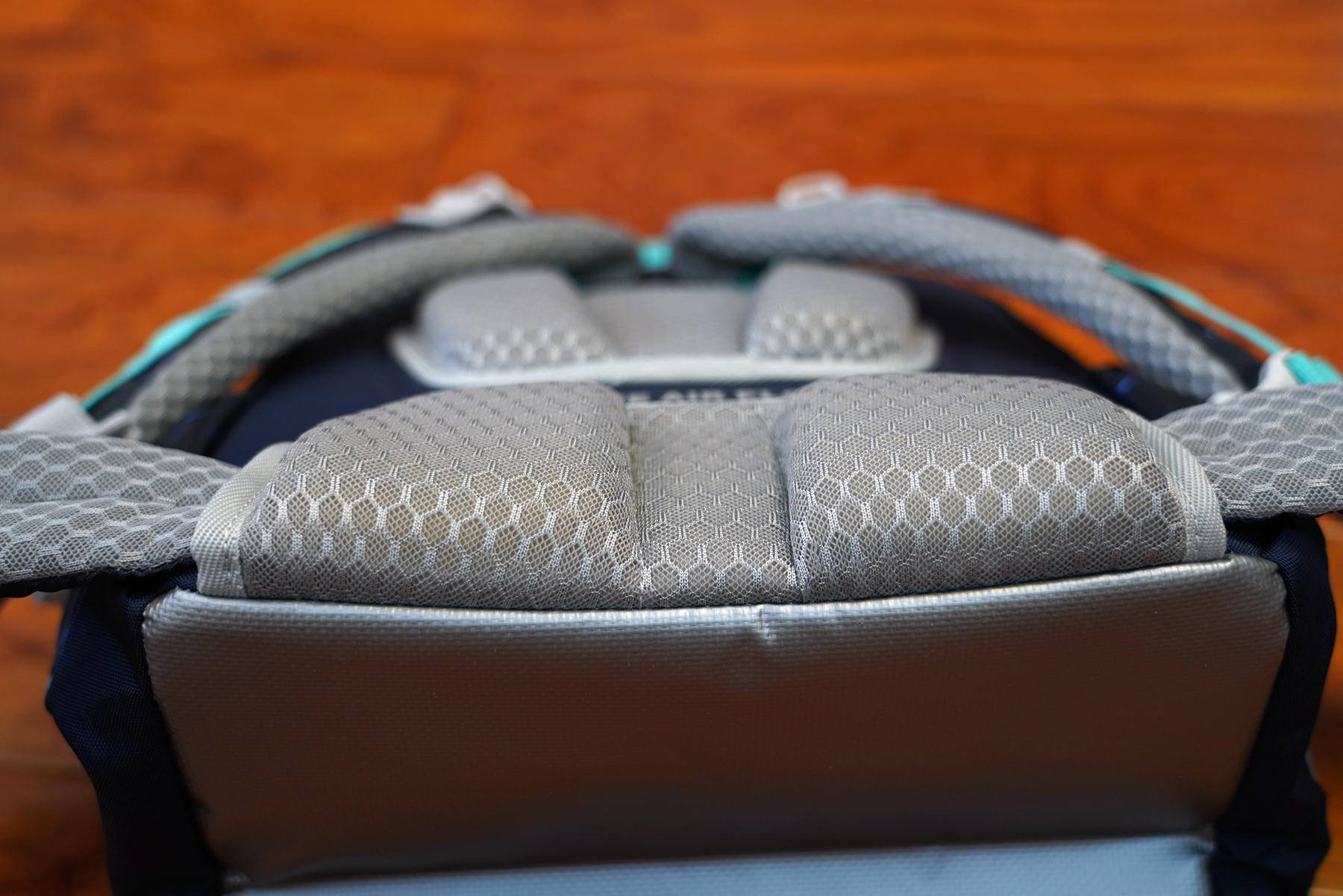 减负护脊书包比较,哪款书包减负护脊又轻便