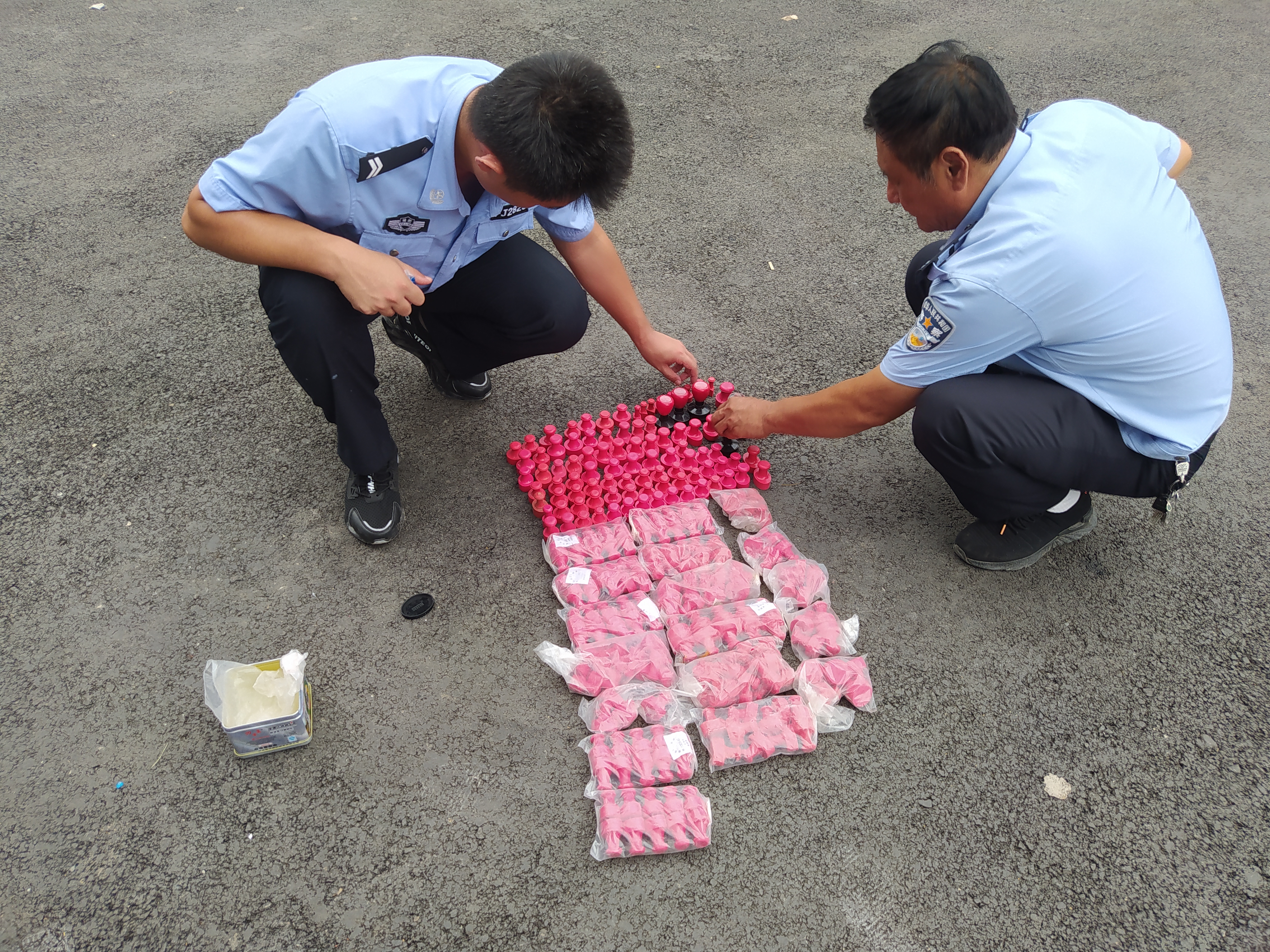 擅自刻制他人印章开办业务,公安局对印章刻制业进行检查整治