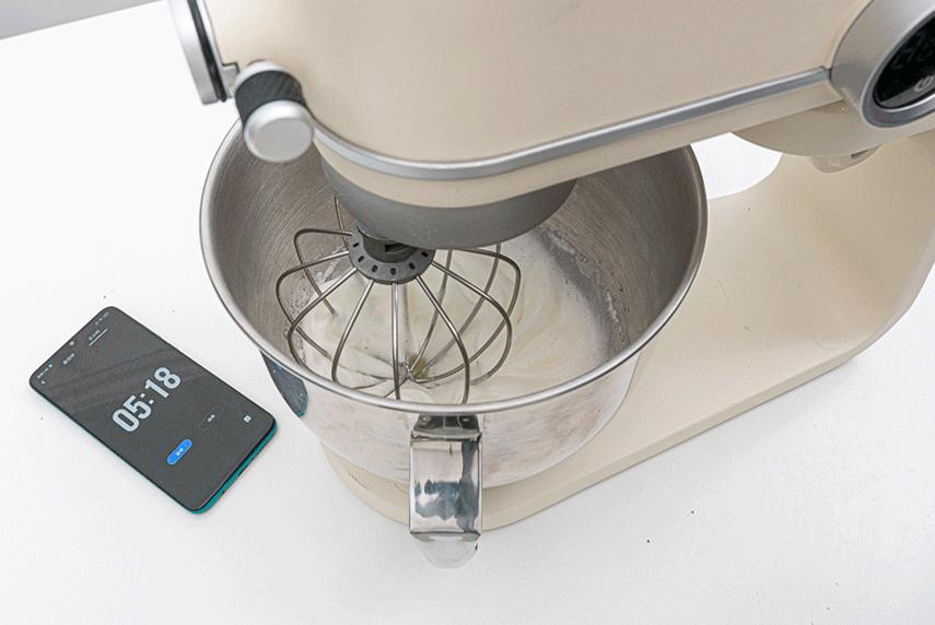 厨师机和烘焙机有什么区别,做烘焙要面包机好还是厨师机好