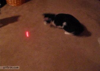 强光激光的神奇现象,20瓦灯没有3瓦亮