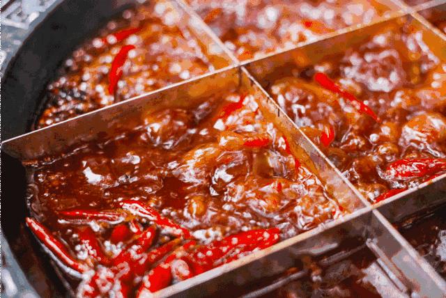 骑摩托去参加摩博会,赛科龙摩博会试驾视频