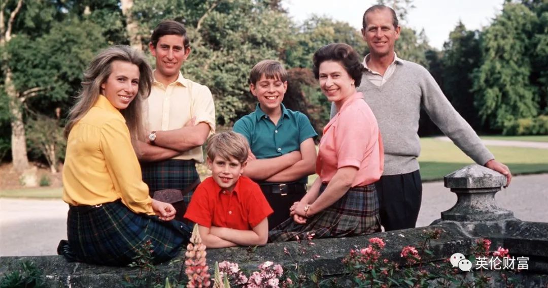 菲利普亲王有趣故事,女王菲利普亲王年轻时