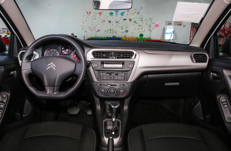 雪铁龙爱丽舍的操控真的好,都说法国车好为啥销量那么低