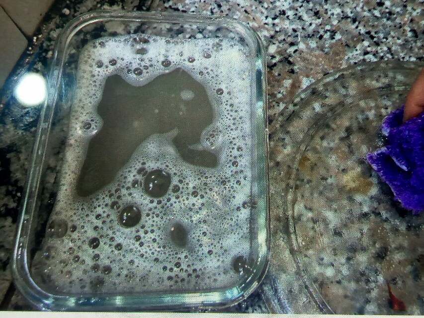 清理微波炉内污渍需要注意什么,清理微波炉最有效的方法