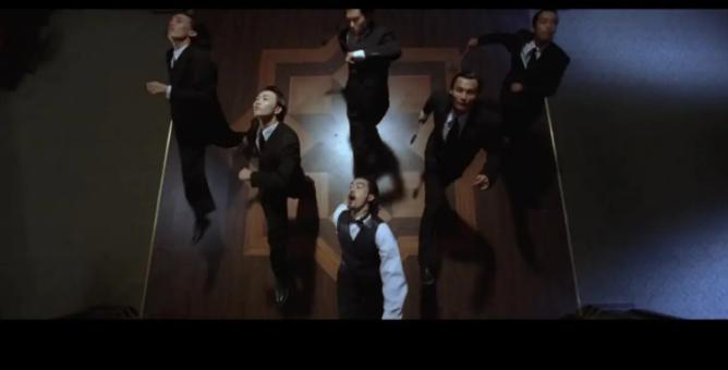 周星驰功夫斧头帮经典片段,周星驰功夫最经典包租婆片段