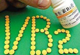 溃疡吃维生素b2和叶酸有用吗,溃疡病是缺啥元素