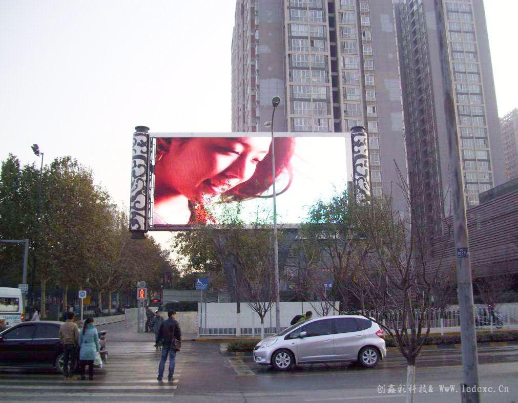 场馆外led显示屏的作用有哪些,体育馆led显示屏有什么作用