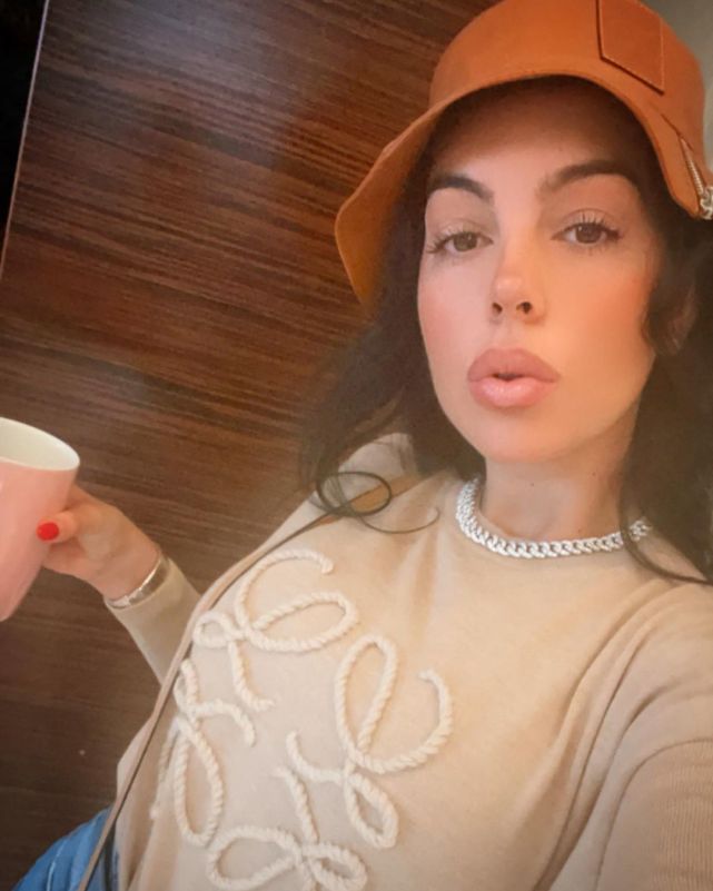 c罗女友显摆,c罗女友乔治娜炫富