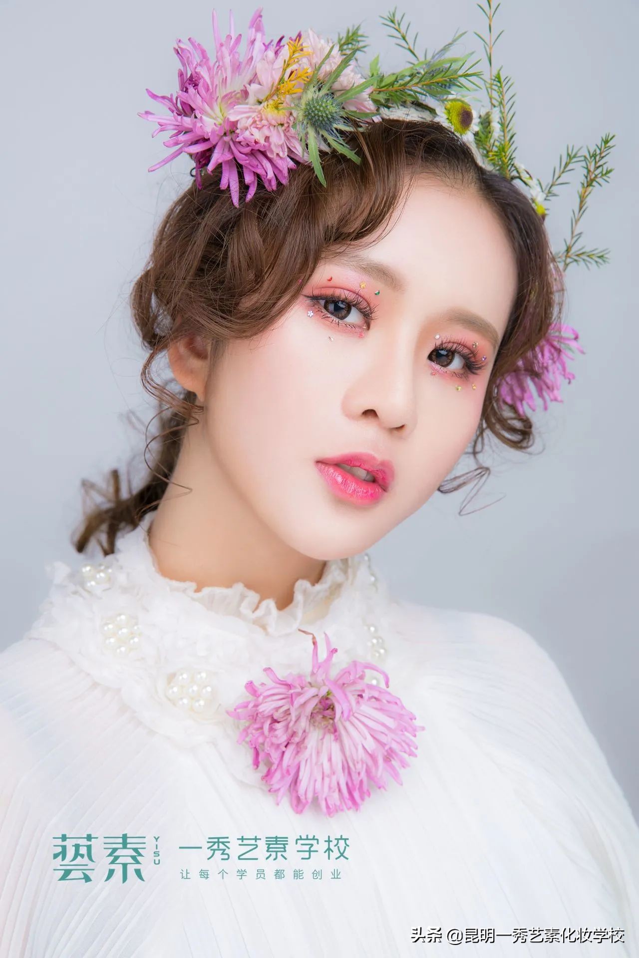 专业新娘妆化妆师必备物品清单,新娘跟妆的正确接单方法