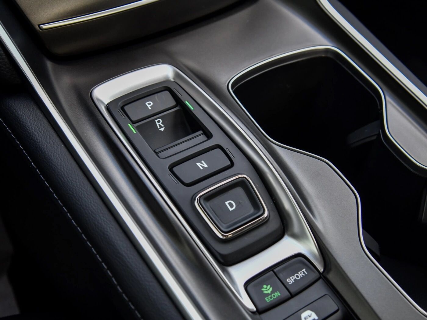 历年b级车年度销量冠军,本田雅阁销量下滑是什么原因