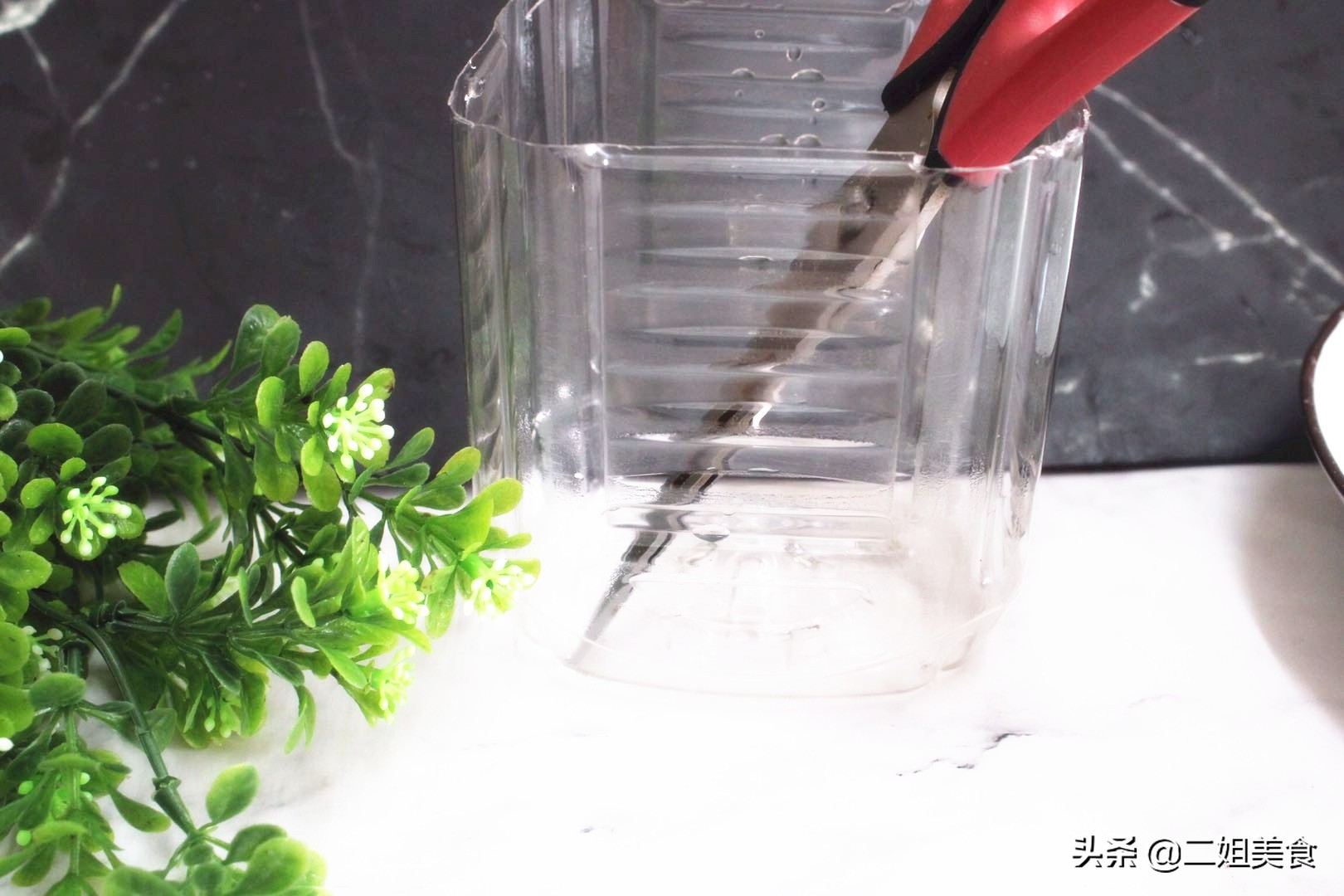 剪刀去锈最佳方法,剪刀除铁锈最简单的方法