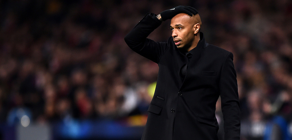 足球巨星总资产多少亿,足球运动员为什么容易破产