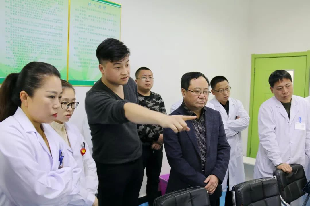 医院首例脑血栓机械取栓手术,县医院取栓治脑梗