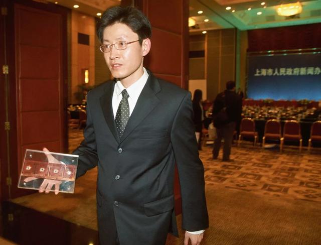 骗取国家资金100万元,骗取芯片案