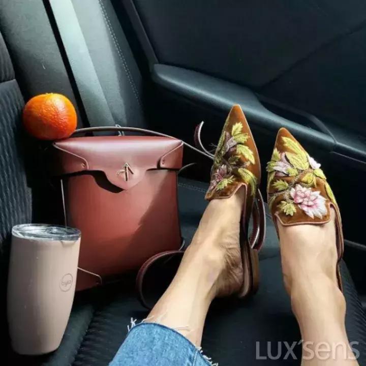 eva鏃跺皻鍗氫富,eva鍗氫富鍖呭寘